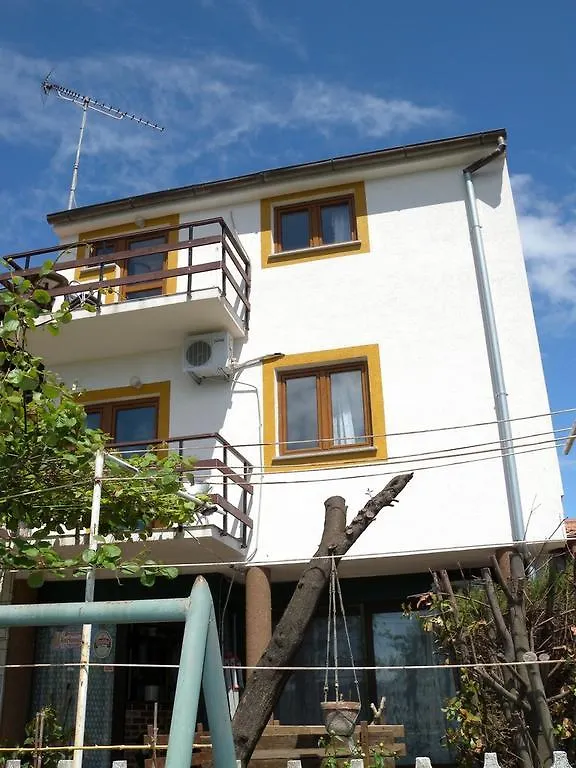 Apartment Stinjan, Istria 1